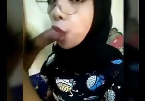 Bokep Indonesia - Jilbab Oral pleasure -  porno gonzo bitvideo ukhtinakal