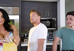 Housewife with big boobies fucks a much younger guy