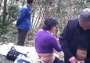 Sex clip of an 85-year-old man playing a girl in the forest