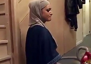 Hijabi girl assfucked