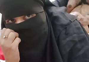 Pakistani Stepmom In Hijaab Fucked By Stepson