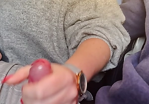 Very sloppy Handjob and Oral-job in a plane - as a result risky in public