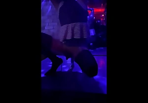 Stripper Zorra Bailando Tubo para Amante porn  Stripper Slut Doing Pole Dance to Lover