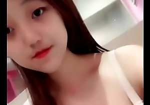 说话嗲嗲的新人年轻学妹，丰满胸部 脱光光奶子乱颤 国产网约高端外围