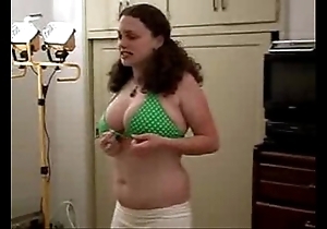 Chubby tolerant tries exposed to bikini
